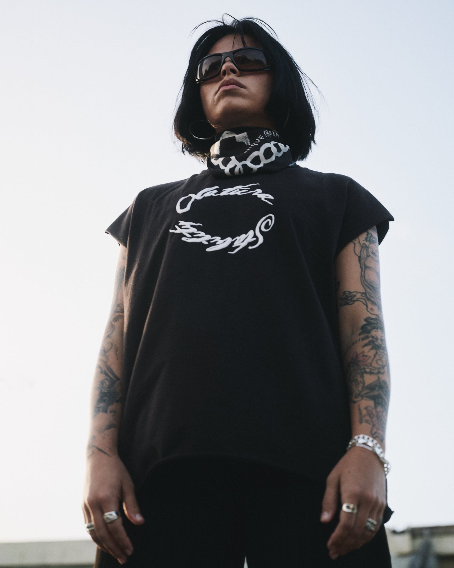 OLATURA STABILITY Black/Wash Puff Muscle Tee